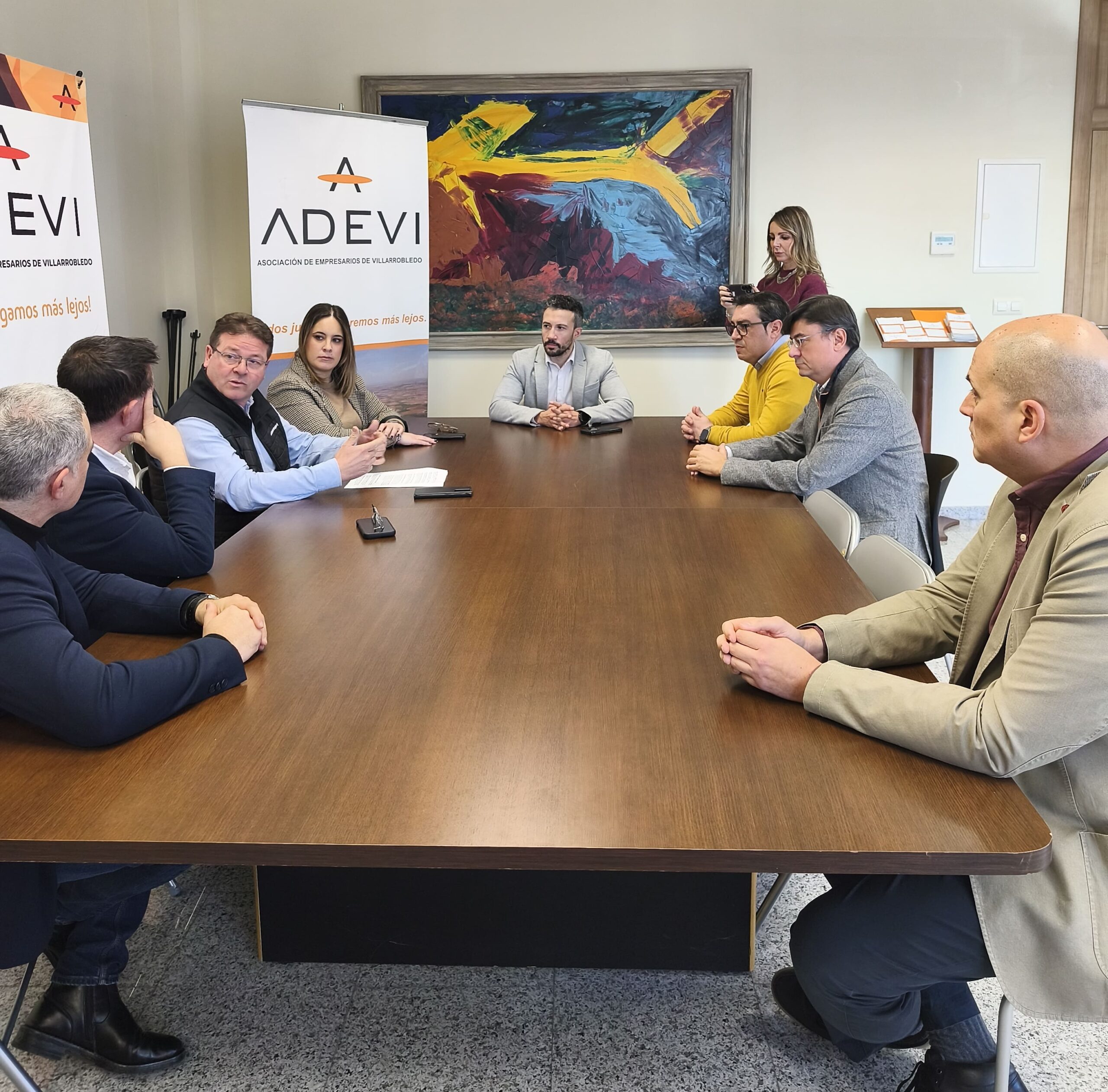 La Junta Directiva de ADEVI aborda con El presidente de la Diputación de Albacete,  los retos y oportunidades del tejido productivo de Villarrobledo